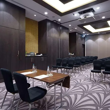 Doubletree By Hilton Hotel