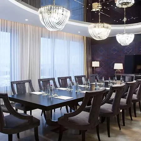 Doubletree By Hilton Hotel Mińsk