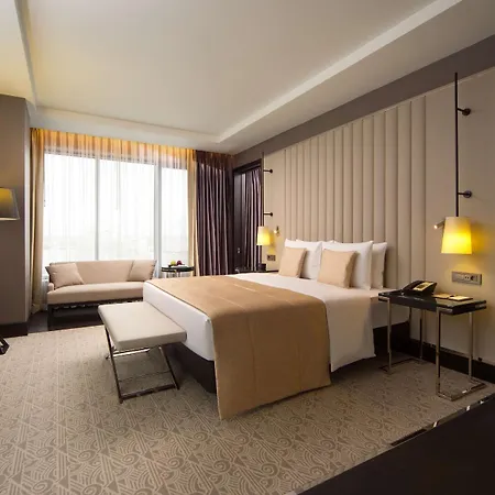 Hotel Doubletree By Hilton Minsk