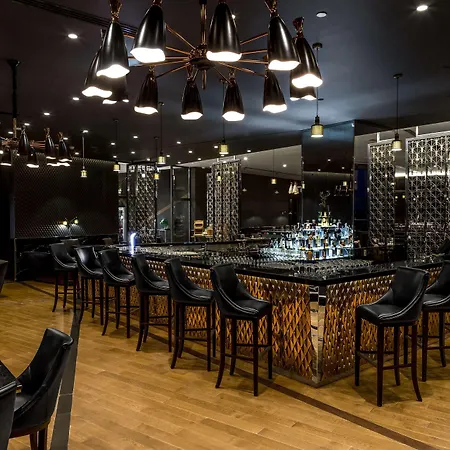 Doubletree By Hilton Готель Мінськ