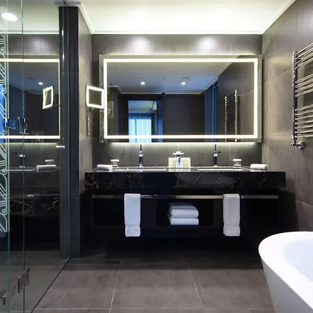 Hotel Doubletree By Hilton