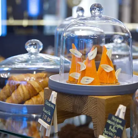 Doubletree By Hilton 5*