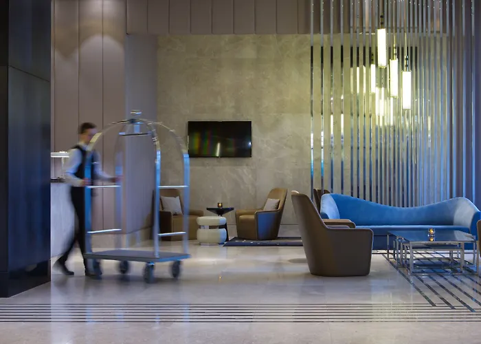 Готель Doubletree By Hilton 5*