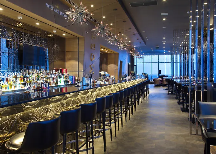 מלון Doubletree By Hilton מינסק