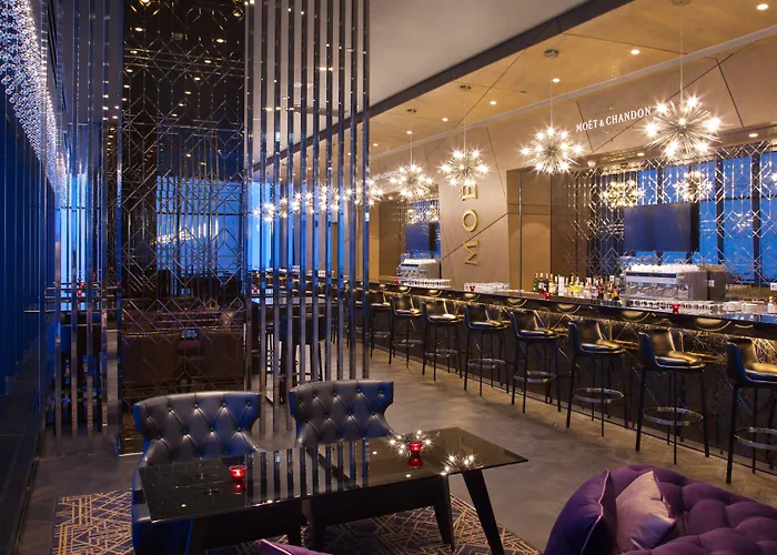 Готель Doubletree By Hilton 5*