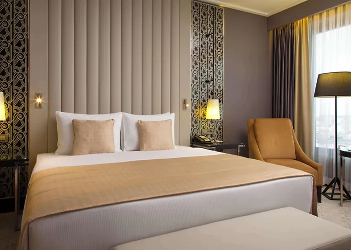 Doubletree By Hilton מלון מינסק