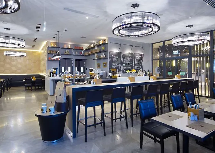 Doubletree By Hilton מלון 5*