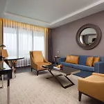 Hotel Doubletree By Hilton Minsk