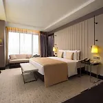 Doubletree By Hilton Hotel