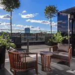 Doubletree By Hilton Hotel