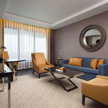 호텔 Doubletree By Hilton 민스크