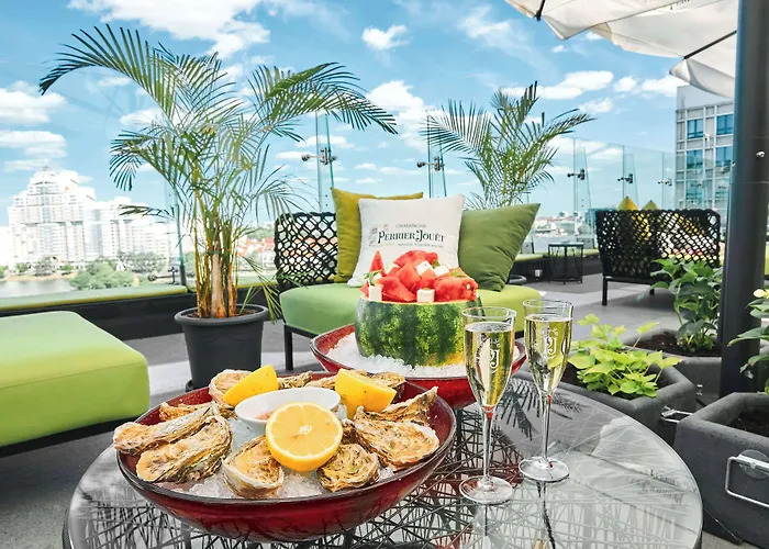 Doubletree By Hilton