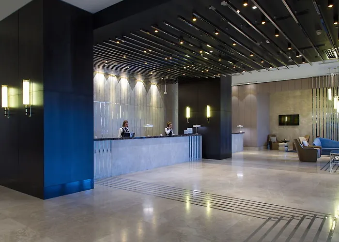 Hotel Doubletree By Hilton Minsk